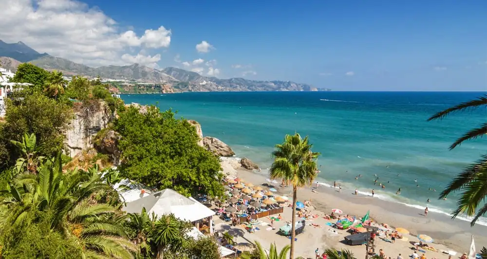 Buying or selling in La Axarquía? Why proper legal advice matters 1 - abogado Nerja, abogado Torrox, abogado Velez Malaga, abogado Torre del Mar descubre axarquia 2 - abogado Nerja, abogado Torrox, abogado Velez Malaga, abogado Torre del Mar